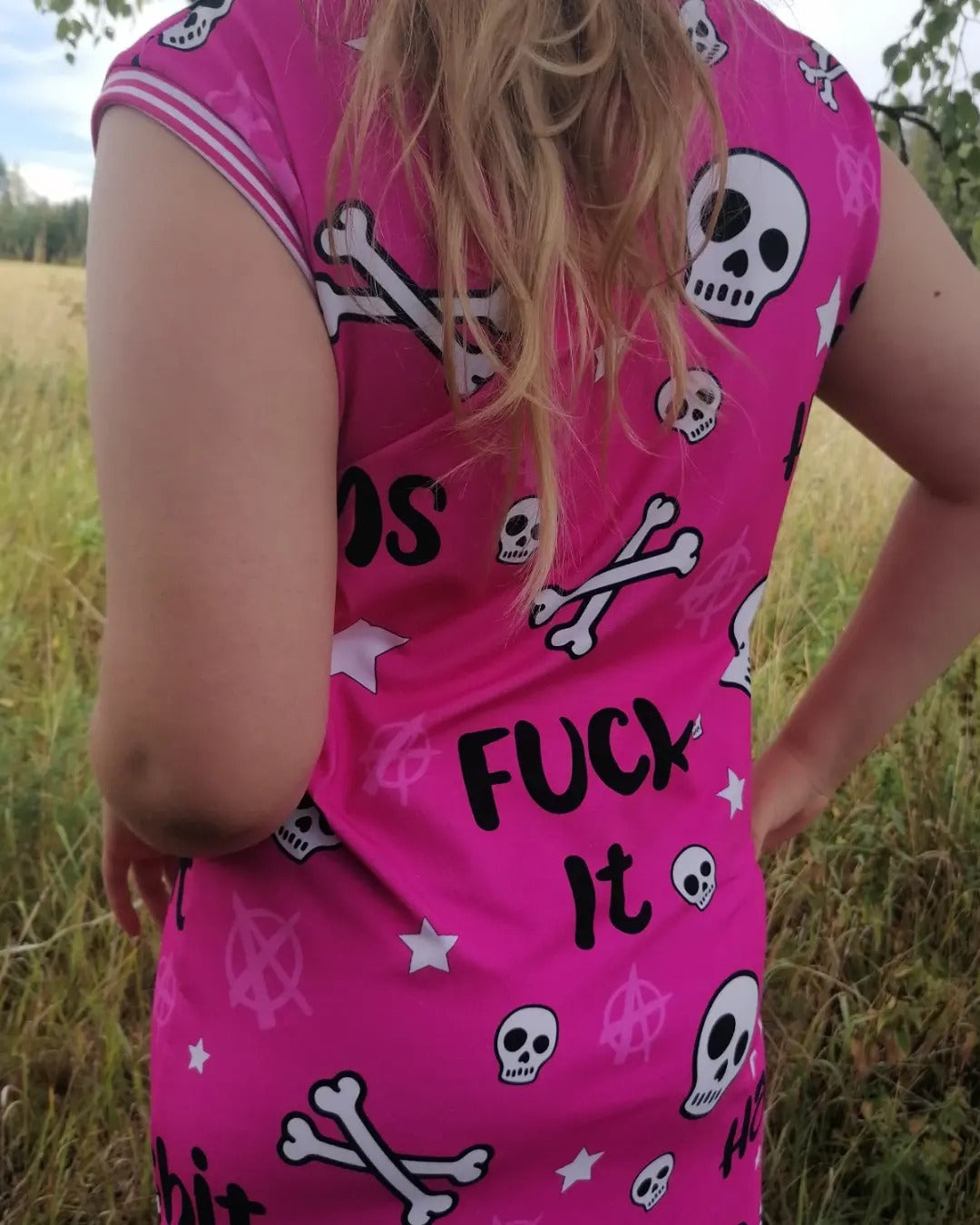 SHIT HAPPENS pinkki trikoo
