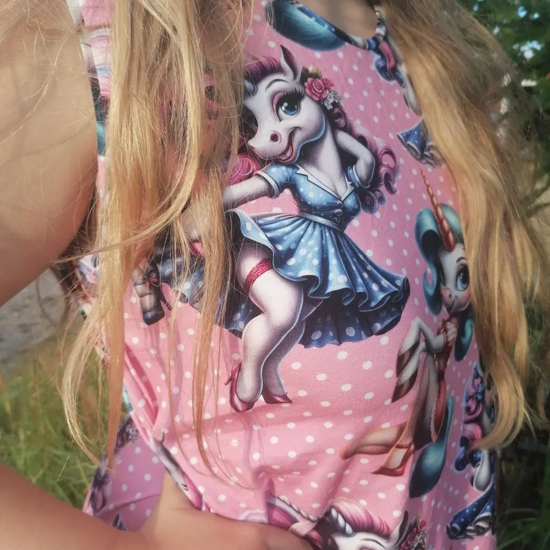 PIN-UP UNICORN, vaaleanpunainen trikoo