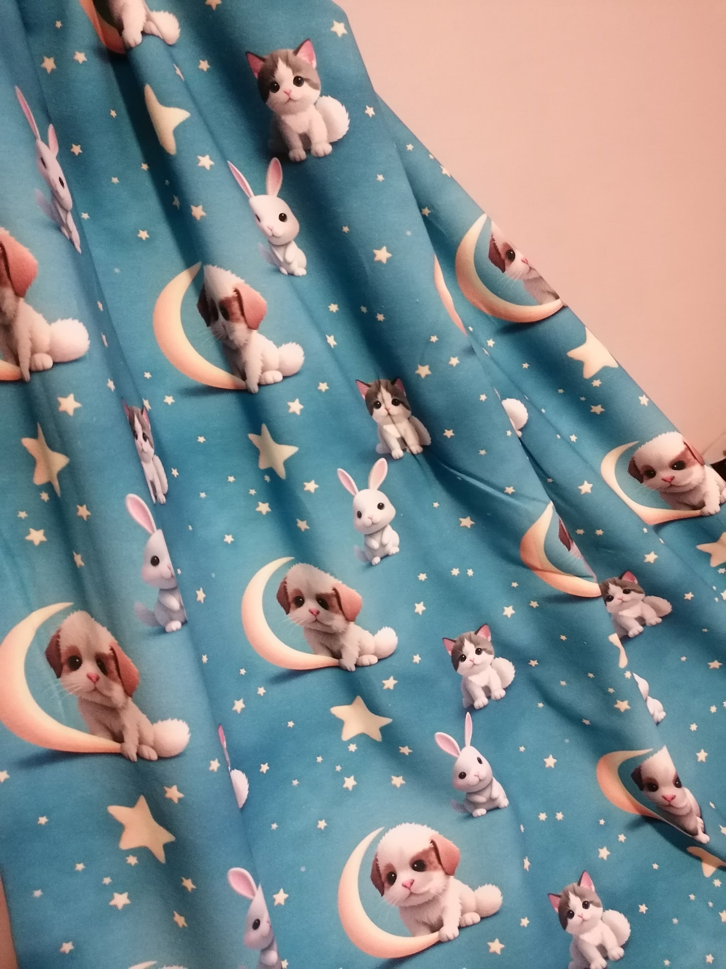 HYVÄÄ YÖTÄ, trikoo