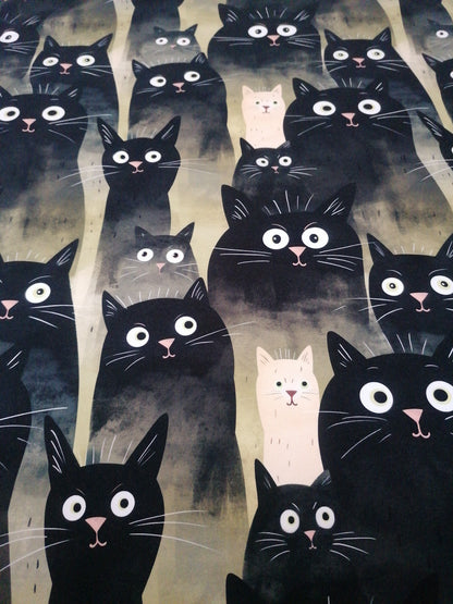 YLLÄTTYNEET KISSAT, joustocollege