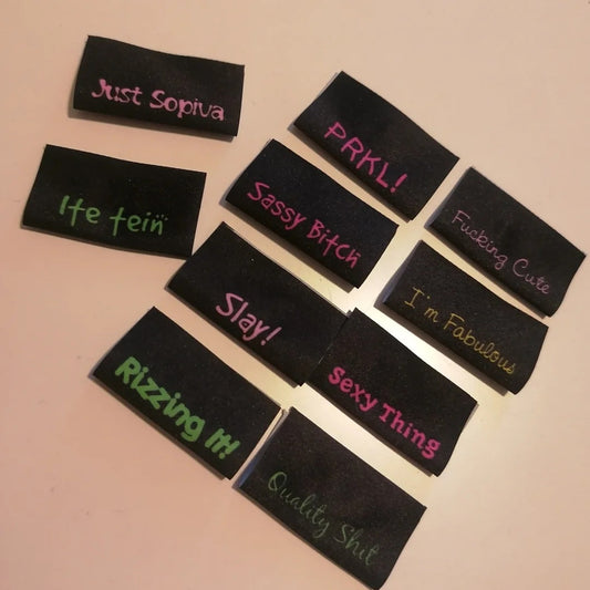 MyrTikki CRAZY PATCHES - saumamerkit lajitelma