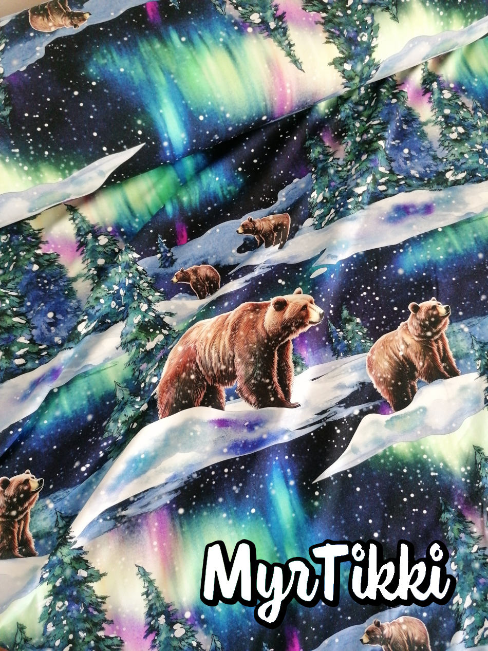 AURORA BEARLIS, trikoo