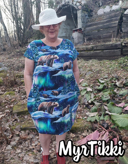 AURORA BEARLIS, trikoo