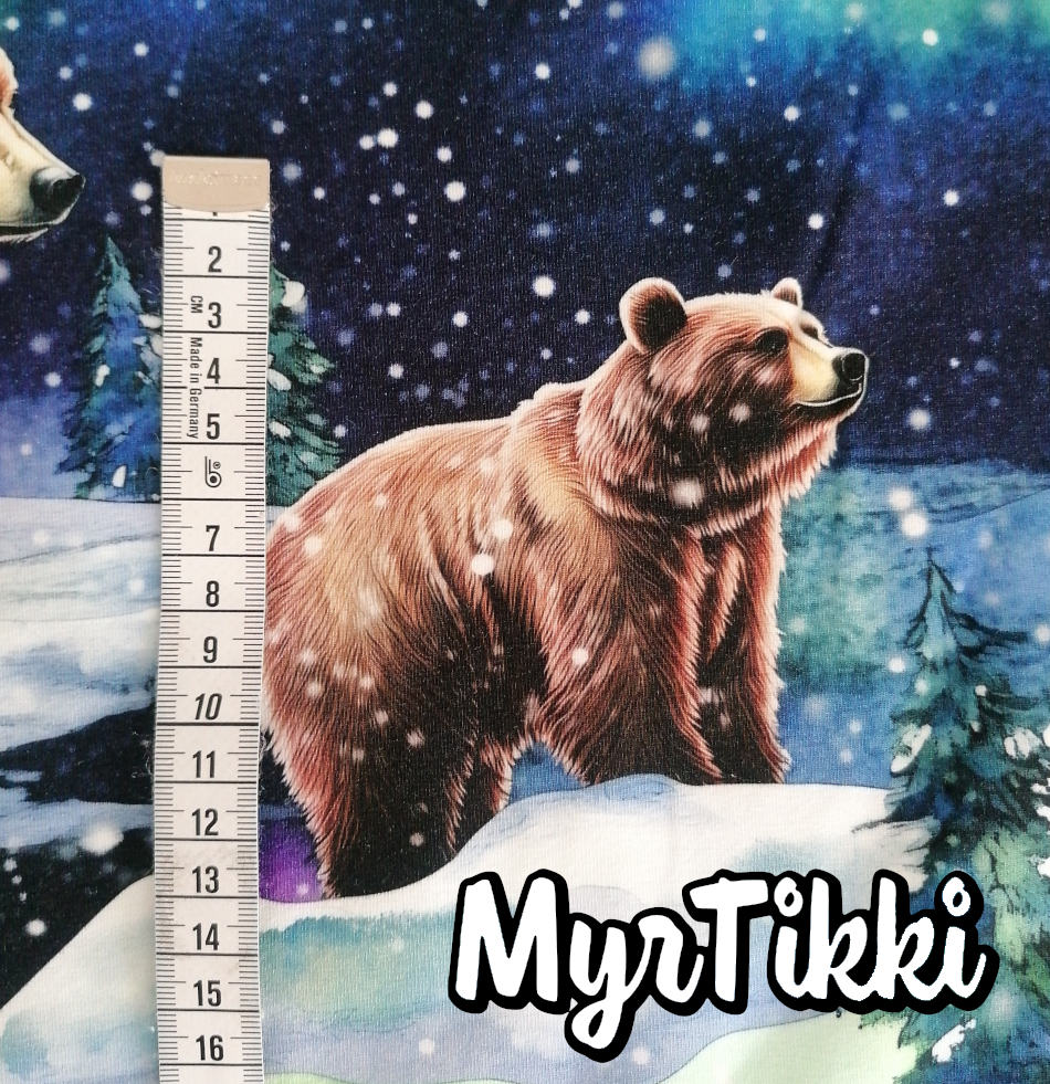 AURORA BEARLIS, trikoo