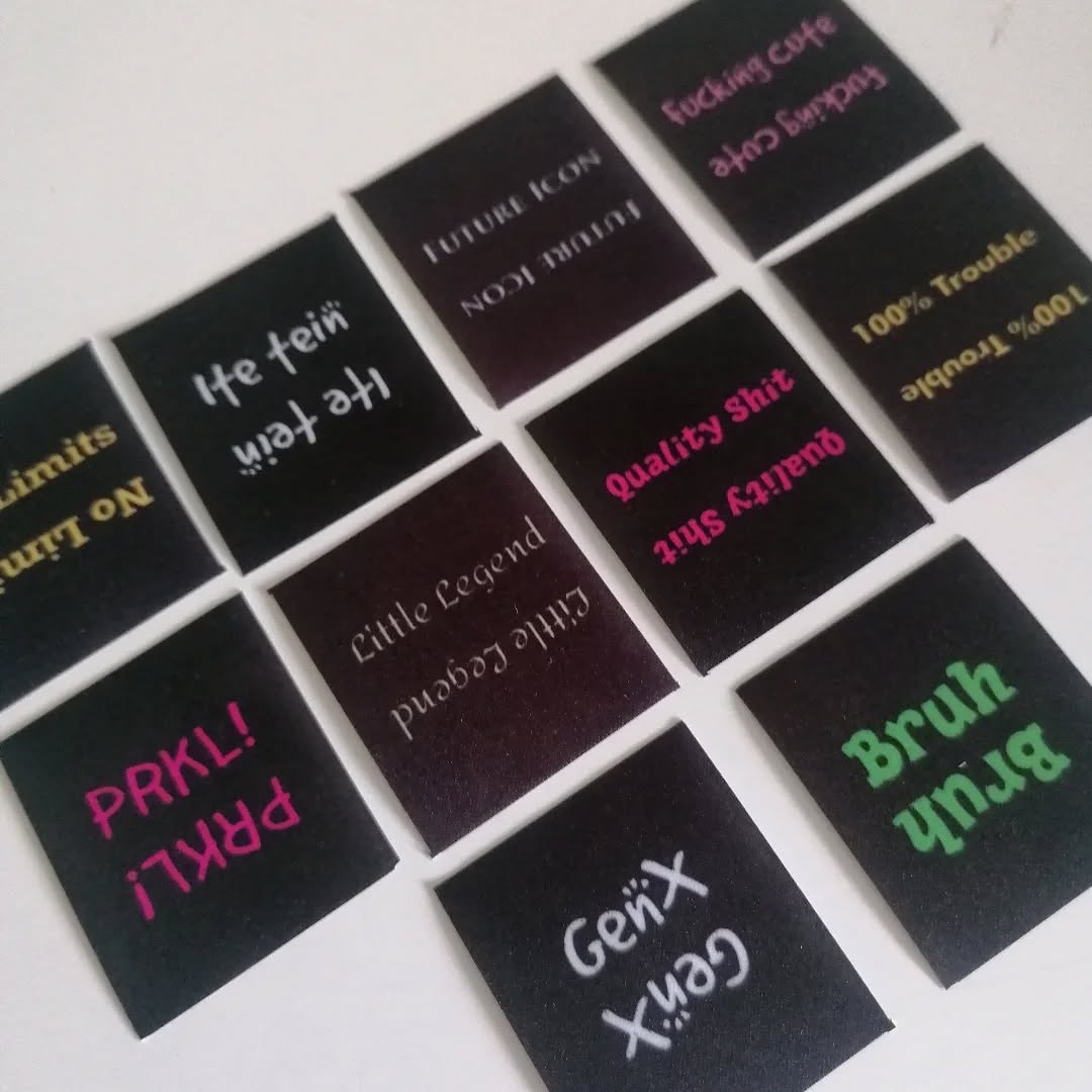 MyrTikki CRAZY PATCHES VOL2- saumamerkit lajitelma