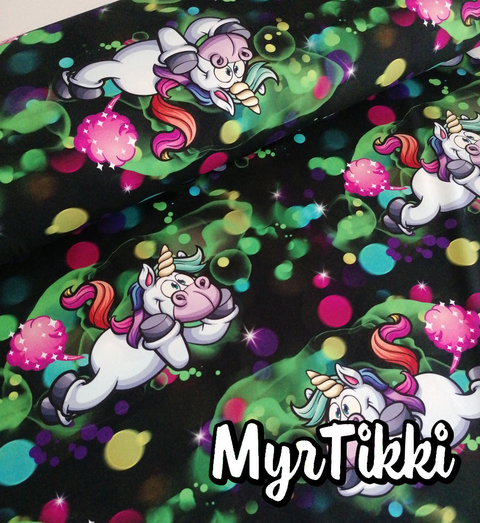 SMELLY UNICORN, trikoo