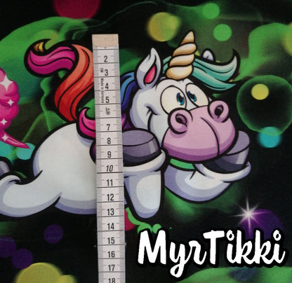 SMELLY UNICORN, trikoo