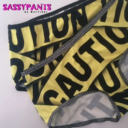 CAUTION alushousut