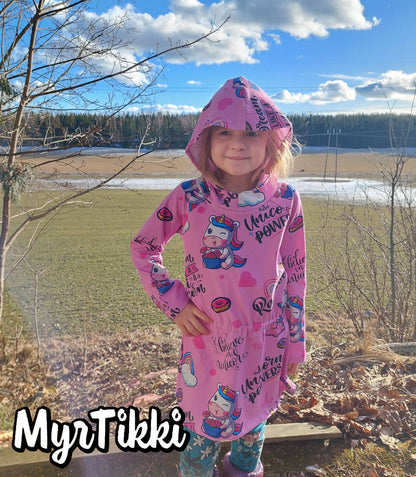 YKSISARVISVOIMAA, trikoo
