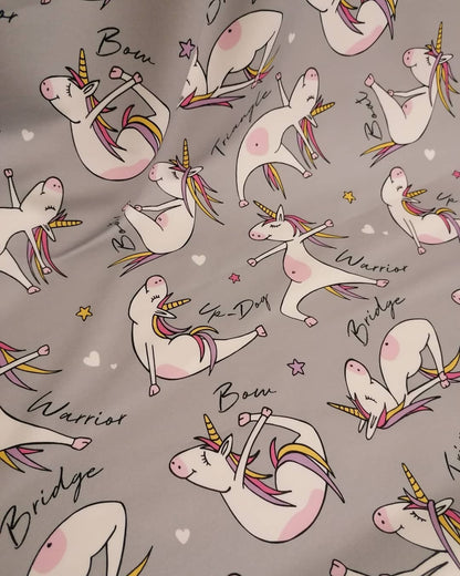 YOGA UNICORN, trikoo